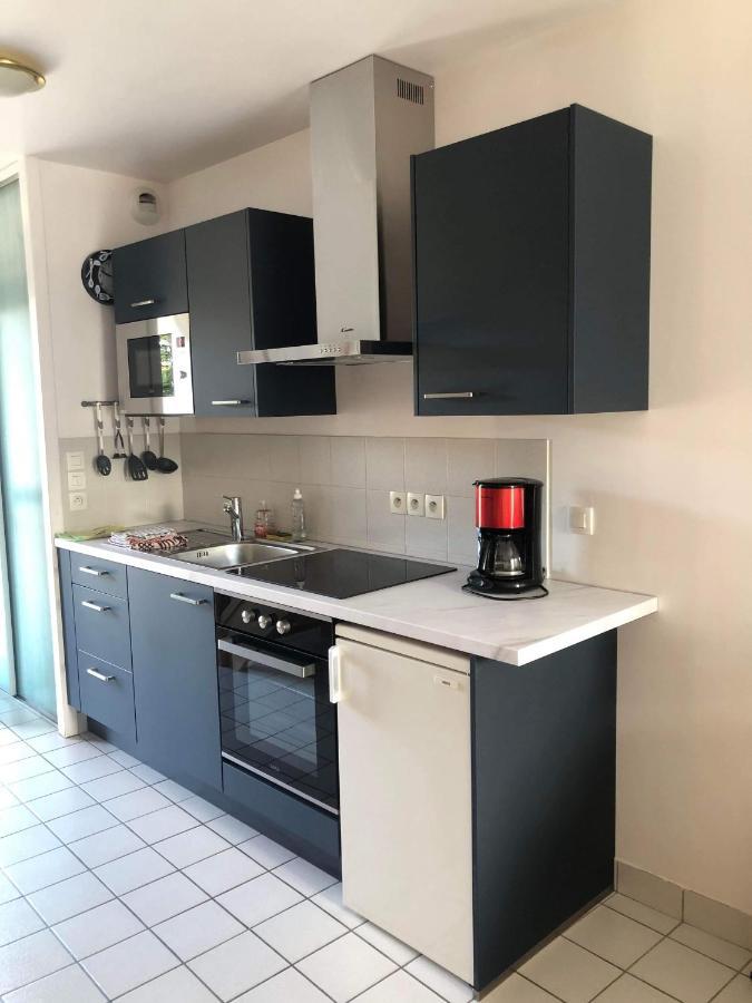 Anselme, F2 Duplex Avec Cour Commune Et Proche De La Mer ,2 Ver-sur-Mer Bagian luar foto